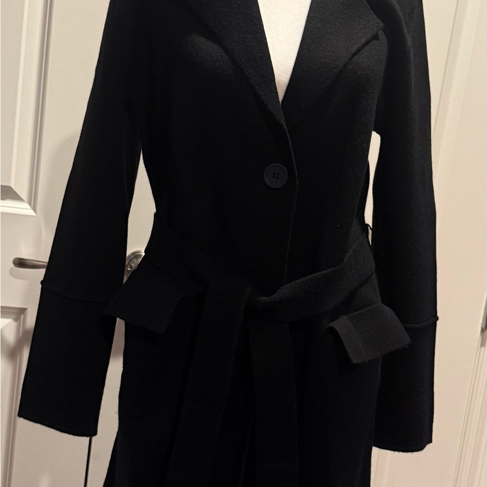 Forte Cashmere Elegant Black Trench Coat